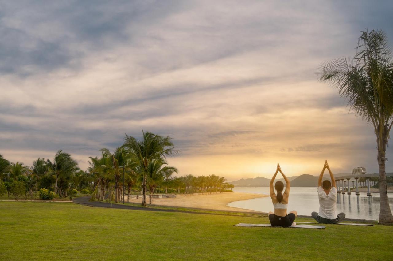 Hyatt Regency Hainan Ocean Paradise Resort Sanya Exterior photo