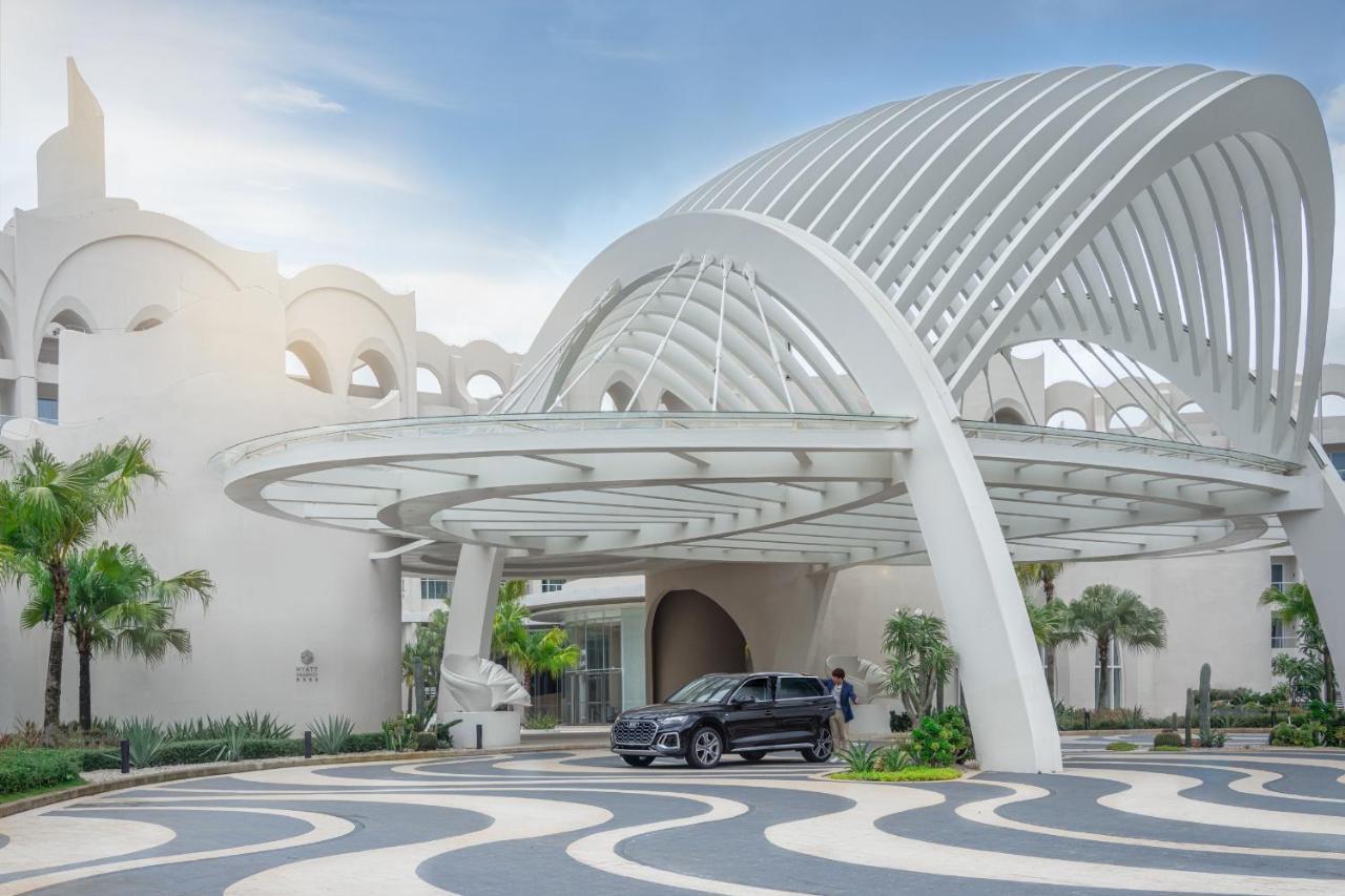 Hyatt Regency Hainan Ocean Paradise Resort Sanya Exterior photo