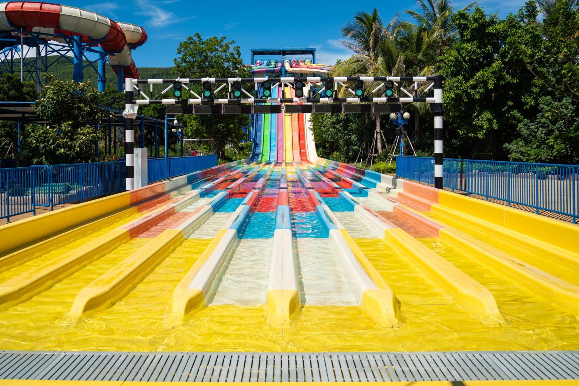 Hyatt Regency Hainan Ocean Paradise Resort Sanya Exterior photo